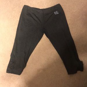 University of Kentucky stretchy capris
